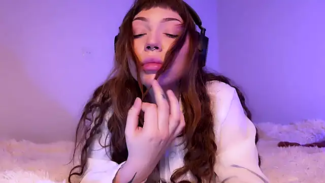 PaulaPratt online show from January 2025 02:43:01 AM