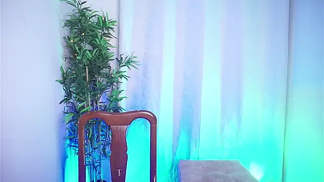 Snapshot of Tony_Wylie chatting on January 2026 07:39:01 PM Tony Wylie online show from January 2026 07:39:01 PM