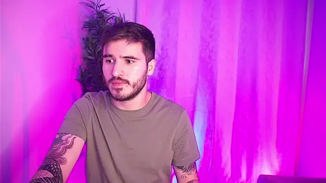 Snapshot of Tony_Wylie chatting on January 2026 08:54:02 PM Tony Wylie online show from January 2026 08:54:02 PM