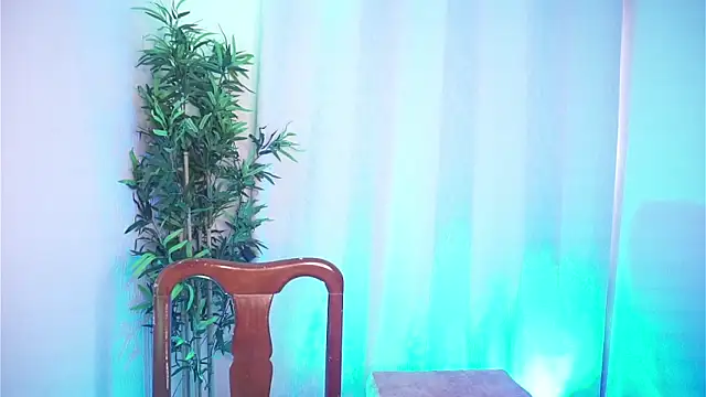 Snapshot of Tony_Wylie chatting on January 2026 03:49:02 PM Tony Wylie online show from January 2026 03:49:02 PM