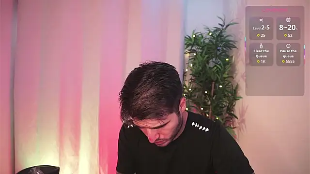 Snapshot of Tony_Wylie chatting on February 2026 06:19:01 PM Tony Wylie online show from February 2026 06:19:01 PM