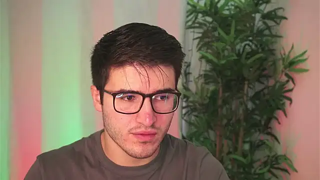 Snapshot of Tony_Wylie chatting on March 2026 01:29:02 PM Tony Wylie online show from March 2026 01:29:02 PM