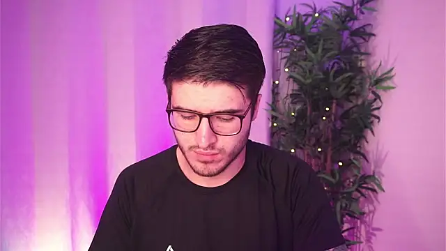 Snapshot of Tony_Wylie chatting on March 2026 07:15:01 AM Tony Wylie online show from March 2026 07:15:01 AM