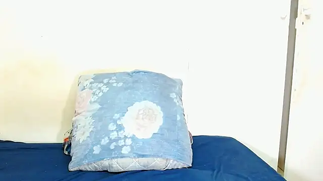 Snapshot of xSpicyQueen8x chatting on January 2025 12:59:02 AM xSpicyQueen8x online show from January 2025 12:59:02 AM