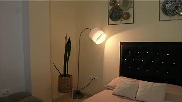 Snapshot of paauly chatting on April 2026 10:36:01 AM paauly online show from April 2026 10:36:01 AM