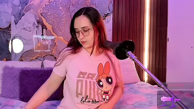 centaurigirl online show from November 2025 04:42:01 PM