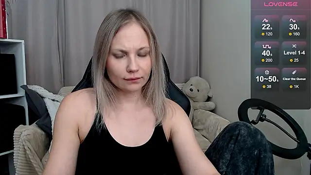 Snapshot of Sunny_bunny6 chatting on January 2026 01:16:02 PM Sunny bunny6 online show from January 2026 01:16:02 PM