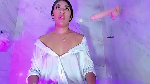 Emilyh  online show from January 2025 02:03:02 PM