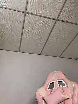 Amaliu  online show from April 2026 02:22:01 PM