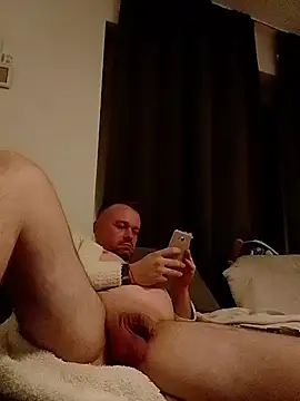 Snapshot of mikaaaaase chatting on October 2025 12:58:01 AM mikaaaaase online show from October 2025 12:58:01 AM