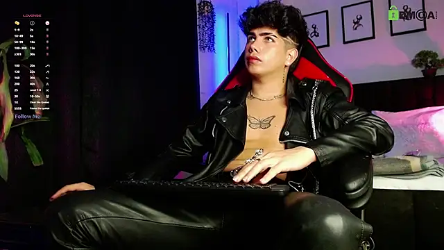 Snapshot of LyleBennett_ chatting on March 2026 12:11:01 PM LyleBennett online show from March 2026 12:11:01 PM