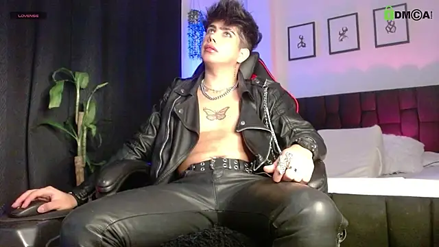 Snapshot of LyleBennett_ chatting on March 2026 01:58:02 PM LyleBennett online show from March 2026 01:58:02 PM