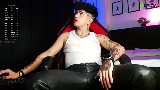 Snapshot of LyleBennett_ chatting on April 2026 10:38:02 AM LyleBennett online show from April 2026 10:38:02 AM