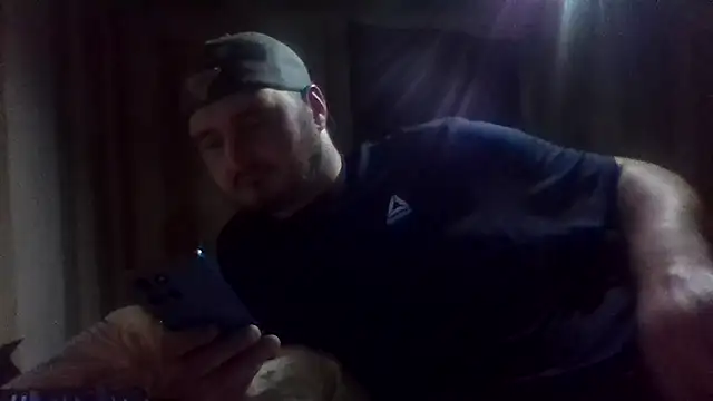 Snapshot of muledick8824 chatting on April 2026 05:47:02 AM muledick8824 online show from April 2026 05:47:02 AM