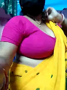 Snapshot of BERRY_00 chatting on January 2025 05:30:02 PM BERRY 00 online show from January 2025 05:30:02 PM