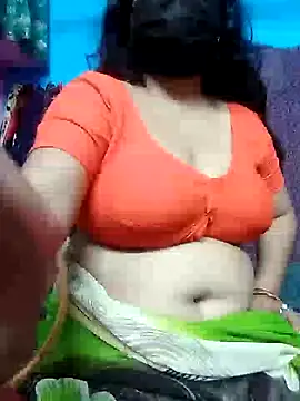 Snapshot of BERRY_00 chatting on February 2025 12:53:02 AM BERRY 00 online show from February 2025 12:53:02 AM