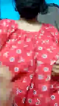 Snapshot of BERRY_00 chatting on February 2025 01:32:02 AM BERRY 00 online show from February 2025 01:32:02 AM