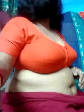 Snapshot of BERRY_00 chatting on February 2025 09:58:02 AM BERRY 00 online show from February 2025 09:58:02 AM