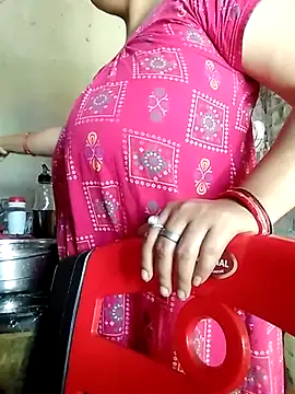 Snapshot of BERRY_00 chatting on February 2025 06:55:01 AM BERRY 00 online show from February 2025 06:55:01 AM