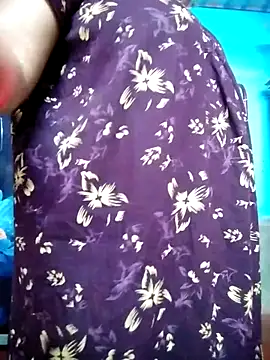 Snapshot of BERRY_00 chatting on February 2025 06:09:02 AM BERRY 00 online show from February 2025 06:09:02 AM