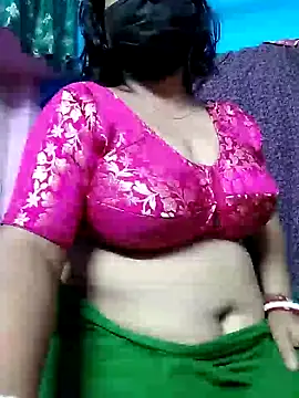 Snapshot of BERRY_00 chatting on February 2025 06:04:01 PM BERRY 00 online show from February 2025 06:04:01 PM