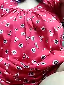 Snapshot of BERRY_00 chatting on March 2025 01:10:02 AM BERRY 00 online show from March 2025 01:10:02 AM