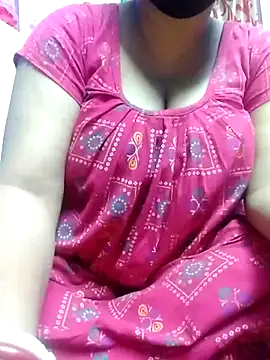 Snapshot of BERRY_00 chatting on March 2025 05:38:02 PM BERRY 00 online show from March 2025 05:38:02 PM