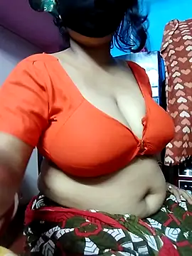 Snapshot of BERRY_00 chatting on March 2025 05:48:02 PM BERRY 00 online show from March 2025 05:48:02 PM