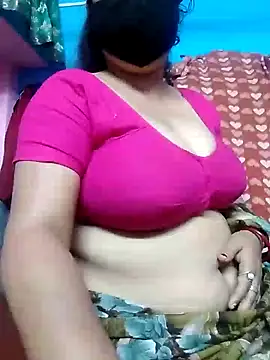 Snapshot of BERRY_00 chatting on March 2025 09:44:02 AM BERRY 00 online show from March 2025 09:44:02 AM