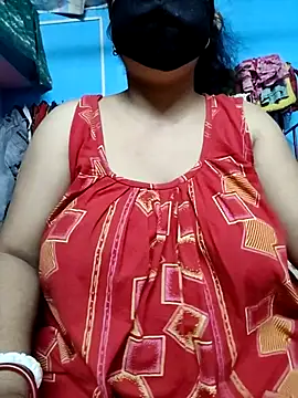 Snapshot of BERRY_00 chatting on October 2025 06:06:01 PM BERRY 00 online show from October 2025 06:06:01 PM