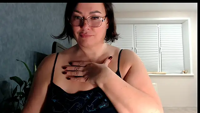 Nora Star online show from January 2026 08:14:02 PM