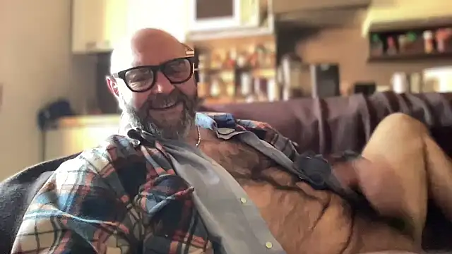 Snapshot of MM7026 chatting on March 2026 07:30:02 AM MM7026 online show from March 2026 07:30:02 AM