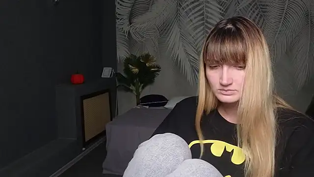 Nika Kitten online show from November 2025 09:45:01 AM