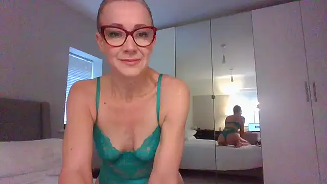 ELEGANT-ARIA36 online show from December 2024 11:13:01 AM