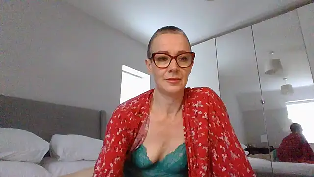 ELEGANT-ARIA36 online show from January 2025 11:20:01 AM