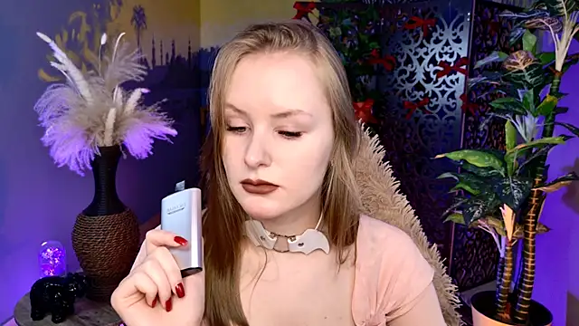 VivienLeeigh online show from February 2026 09:05:02 AM