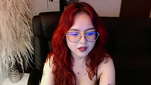 crimson tati  online show from December 2024 10:38:02 AM