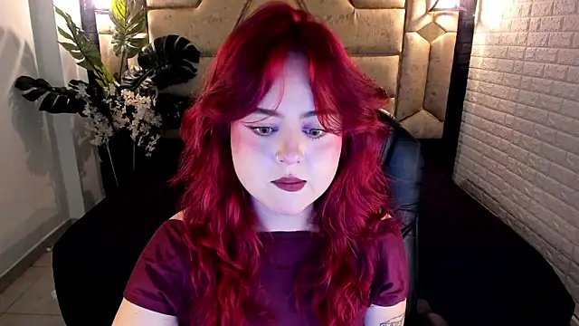 Snapshot of crimson_tati_ chatting on March 2026 04:07:02 AM crimson tati online show from March 2026 04:07:02 AM