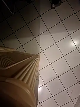 Snapshot of Cindy22 chatting on February 2025 10:19:02 PM Cindy22 online show from February 2025 10:19:02 PM