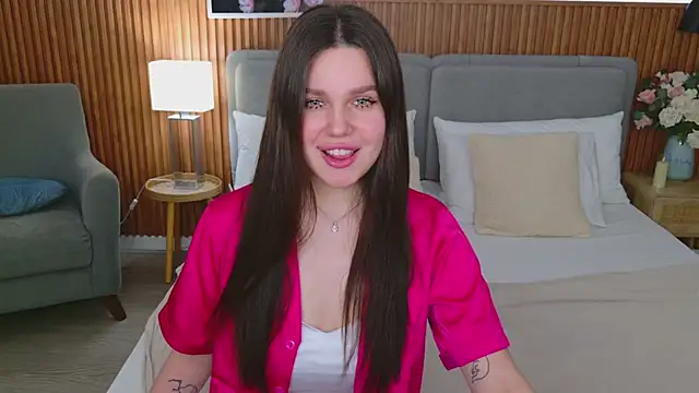 RihannaRose online show from March 2025 08:19:01 PM