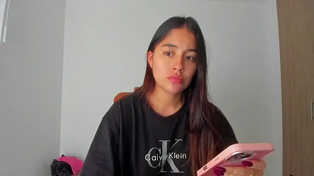 AriaMontgomery online show from November 2025 01:05:02 AM