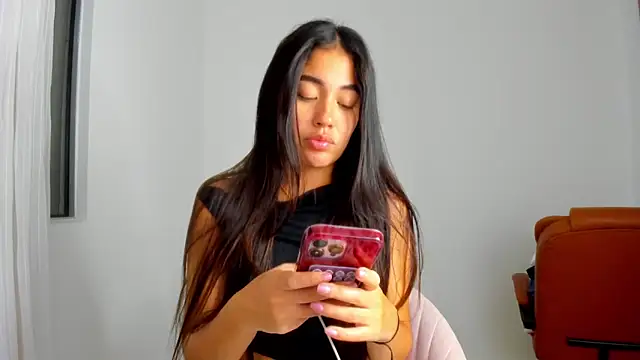 Snapshot of AriaMontgomery chatting on April 2026 05:41:01 AM AriaMontgomery online show from April 2026 05:41:01 AM