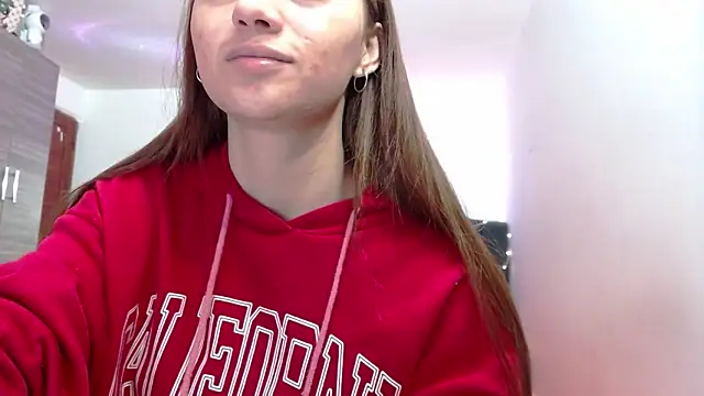 holy juli online show from March 2026 04:37:01 AM