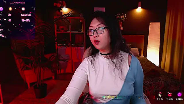 Snapshot of Marine_Vact chatting on March 2025 05:28:01 PM Marine Vact online show from March 2025 05:28:01 PM