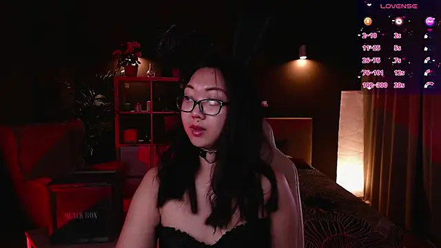 Snapshot of Marine_Vact chatting on October 2025 02:07:01 PM Marine Vact online show from October 2025 02:07:01 PM