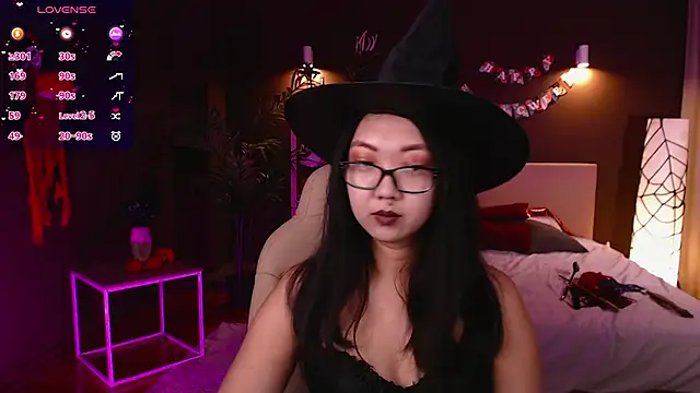 Snapshot of Marine_Vact chatting on October 2025 02:07:01 PM Marine Vact online show from October 2025 02:07:01 PM