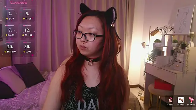 Snapshot of Marine_Vact chatting on June 2026 02:08:02 PM Marine Vact online show from June 2026 02:08:02 PM