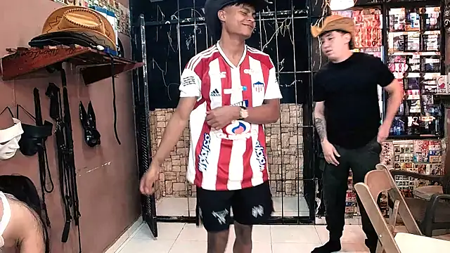 Snapshot of universityhet chatting on January 2025 07:31:02 PM universityhet online show from January 2025 07:31:02 PM