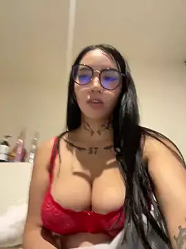 Snapshot of Nickiiiii chatting on March 2025 06:31:01 AM Nickiiiii online show from March 2025 06:31:01 AM