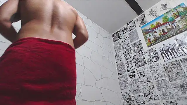 Snapshot of King_russo chatting on February 2025 05:36:01 AM King russo online show from February 2025 05:36:01 AM